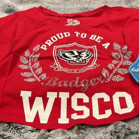 NWT Women's Small Crop Top Wisconsin  Badgers - Picture 2 of 3